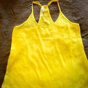 BRAND New- Yellow Adjustable Tank